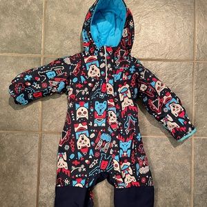 Size 3T Columbia snow suit.